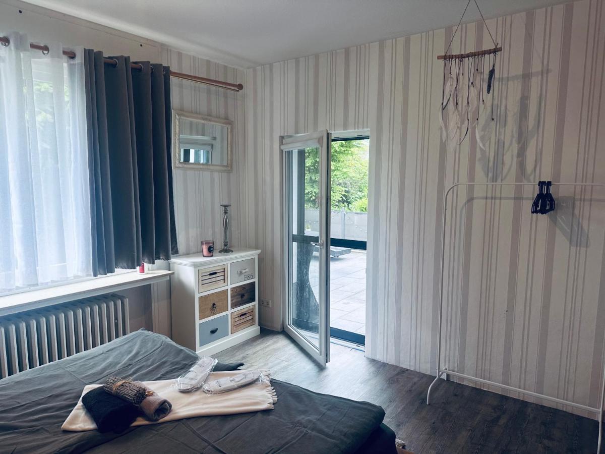 4 Zimmer 11 Personen Wohnung Garten Terrasse Grill 2 Badezimmer Wuppertal Luaran gambar