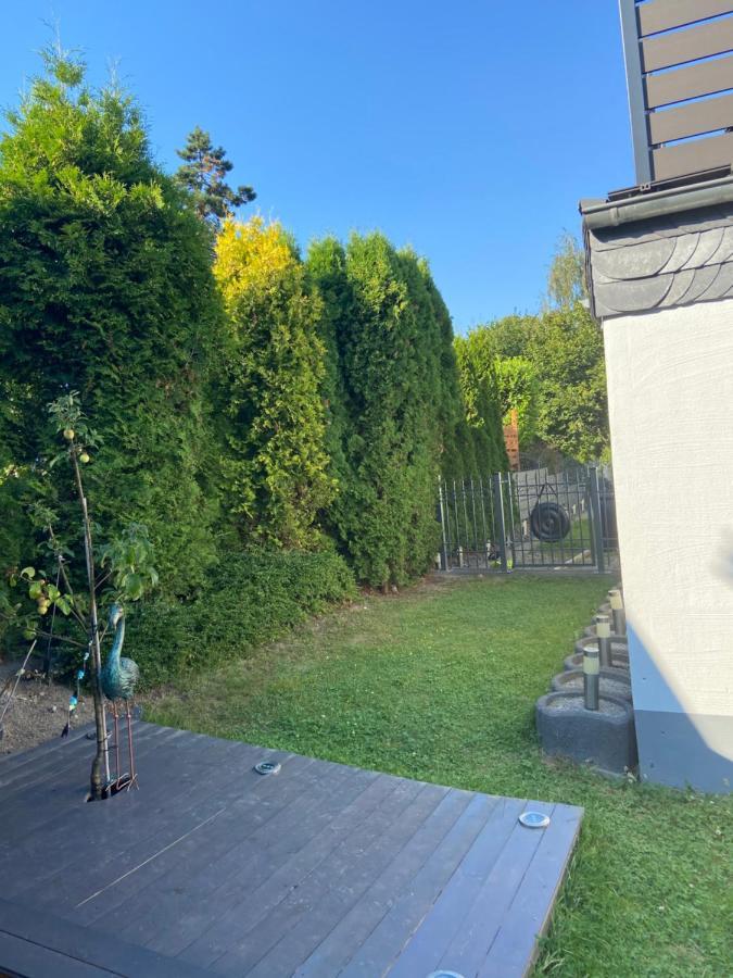 4 Zimmer 11 Personen Wohnung Garten Terrasse Grill 2 Badezimmer Wuppertal Luaran gambar