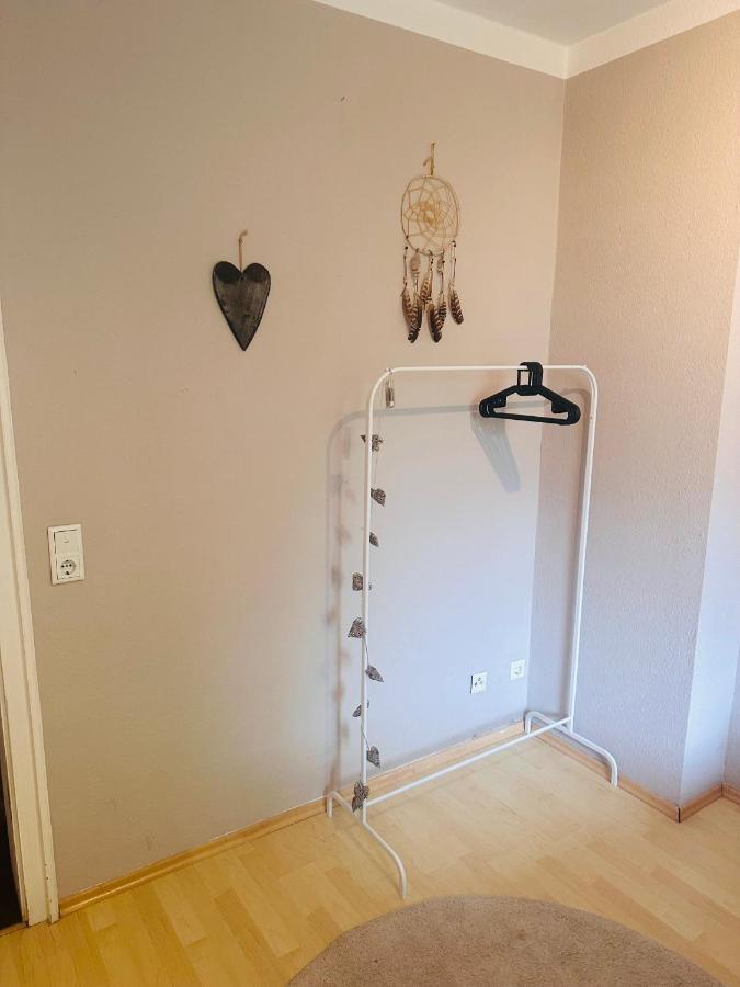 4 Zimmer 11 Personen Wohnung Garten Terrasse Grill 2 Badezimmer Wuppertal Luaran gambar