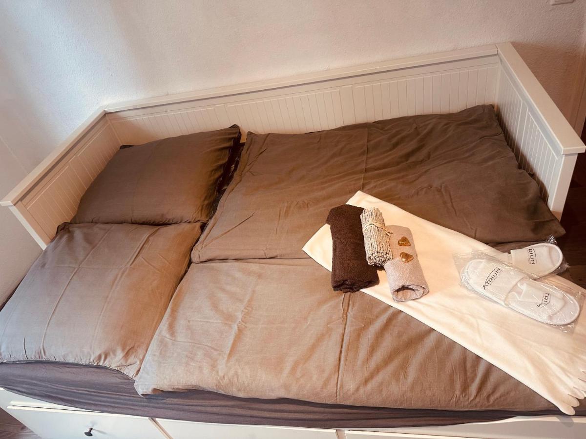 4 Zimmer 11 Personen Wohnung Garten Terrasse Grill 2 Badezimmer Wuppertal Luaran gambar