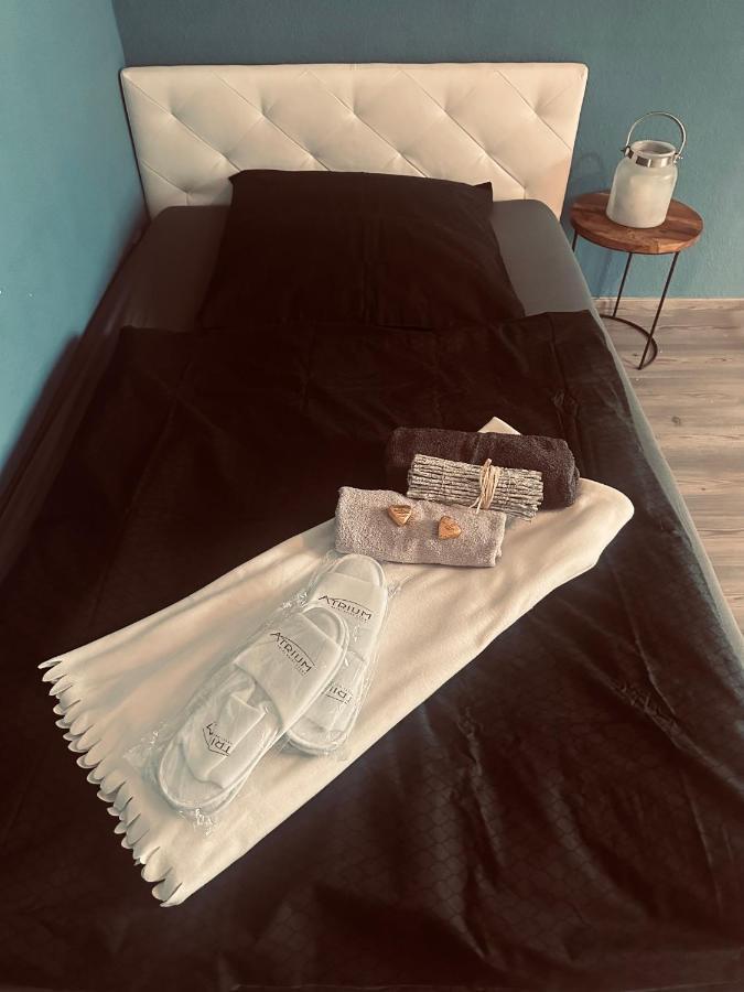 4 Zimmer 11 Personen Wohnung Garten Terrasse Grill 2 Badezimmer Wuppertal Luaran gambar