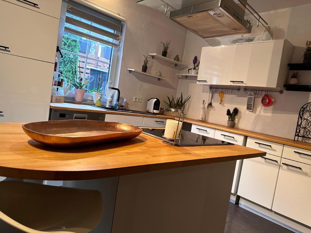 4 Zimmer 11 Personen Wohnung Garten Terrasse Grill 2 Badezimmer Wuppertal Luaran gambar